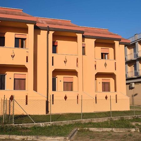 Peaceful Flat With Direct Beach Access Beahost Rosolina Mare Exterior photo