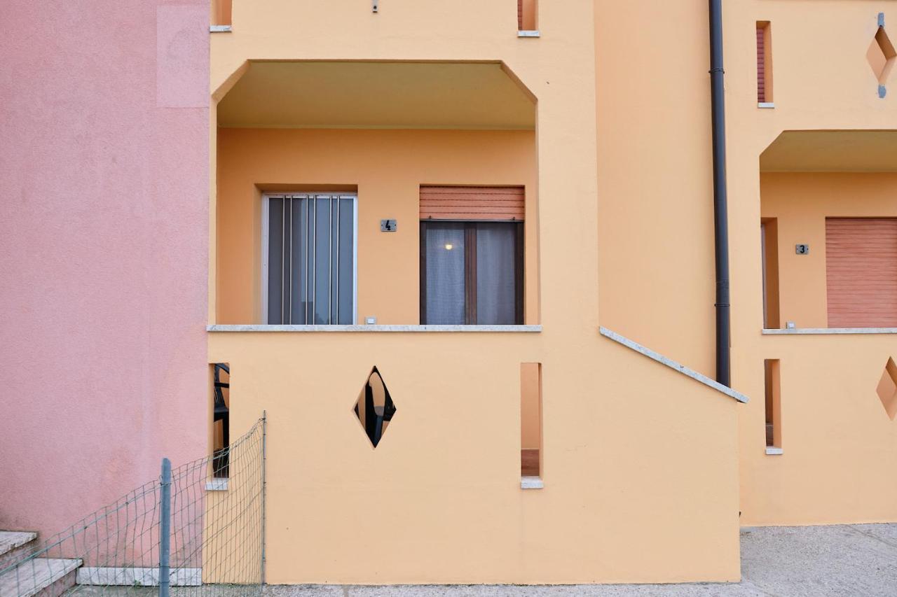 Peaceful Flat With Direct Beach Access Beahost Rosolina Mare Exterior photo